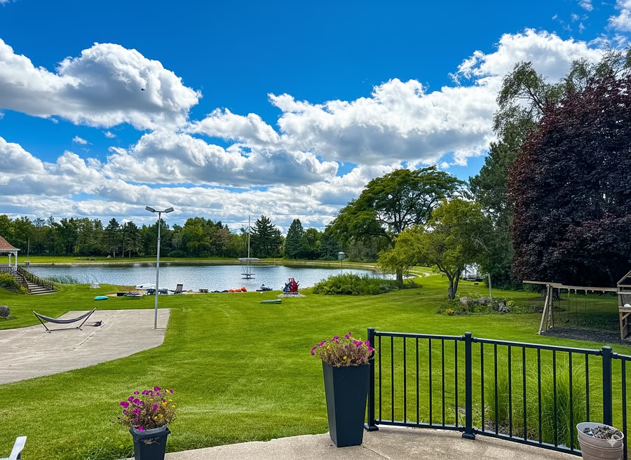 $9900 - 7-Acre Estate with 3BR Home, 2 Ponds, Kayaks &amp; Fishing in Union Grove, WI